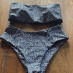 NWOT Bandeau Bikini Swimsuit Black and Light Blue Polka Dot Set Bathing Suit